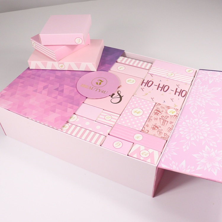 Casella cosmetica rosa del calendario dell'avvento