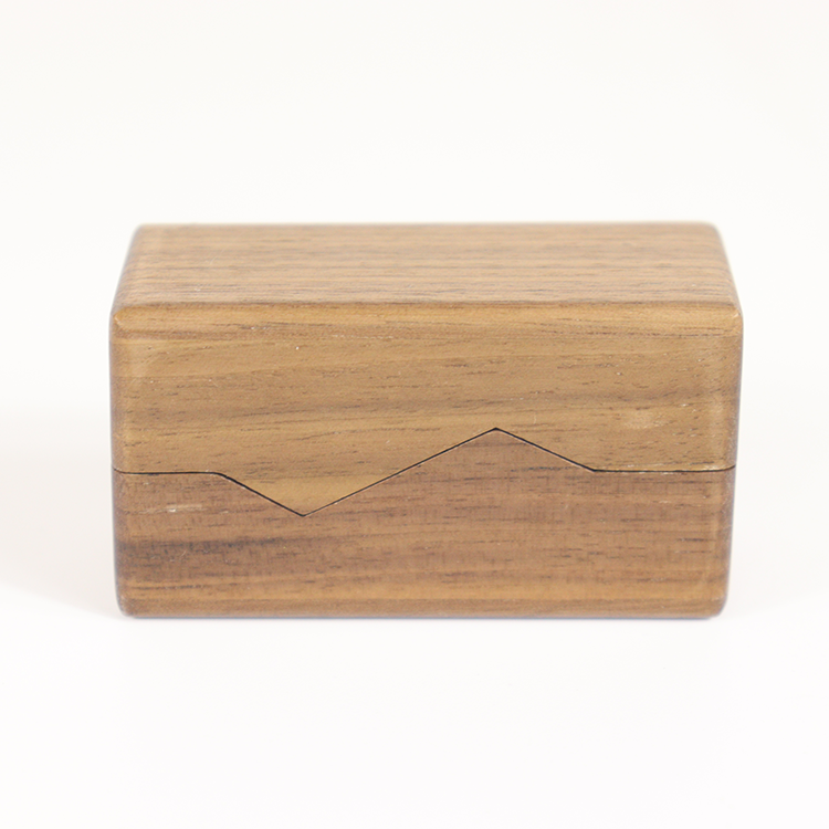 Scatola per anelli in legno